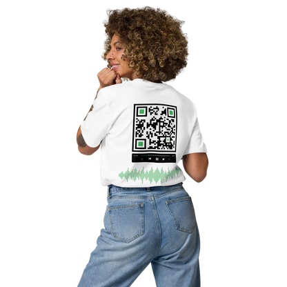T-shirt QR Code personnalisé Le Lecteur – porté de dos avec QR code visible